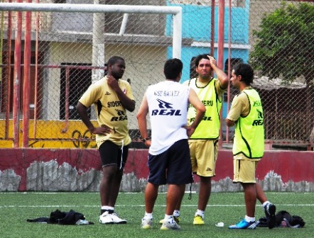 reyes-velasques-del-jose-galves-enfrentados